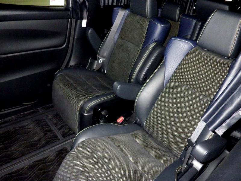 2017 Toyota Vellfire 2.5Z / Alphard