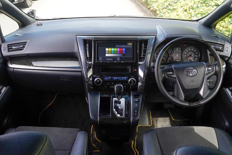 2017 Toyota Vellfire 2.5Z / Alphard