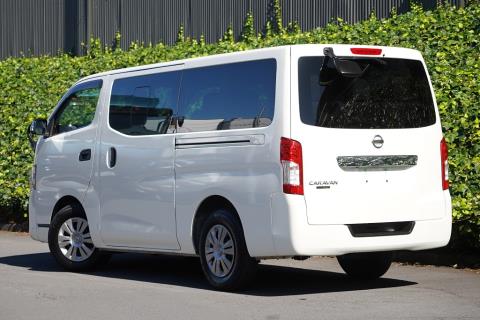 2020 Nissan NV350 10 Seater - Thumbnail