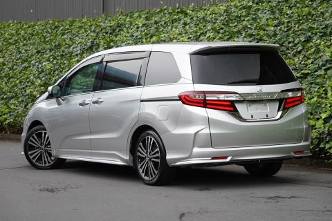 2016 Honda Odyssey Absolute EX - Thumbnail