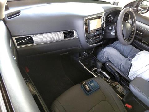 2017 Mitsubishi Outlander 24G 7 Seat - Thumbnail