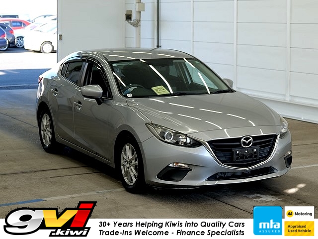 2015 Mazda Axela 15C