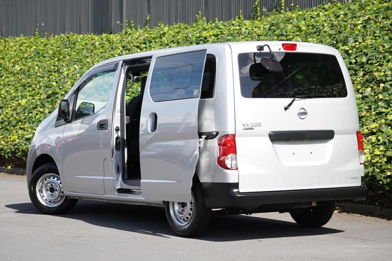 2020 Nissan NV200 / Vanette 5 Door