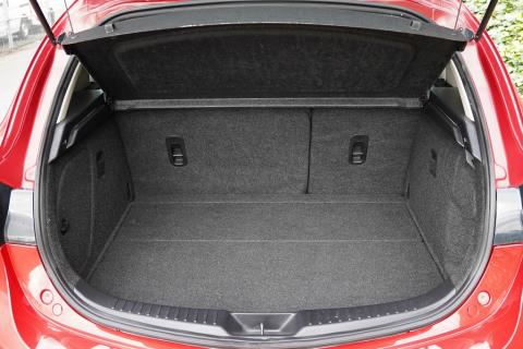 2013 Mazda Axela 20S / 3 Ltd - Thumbnail