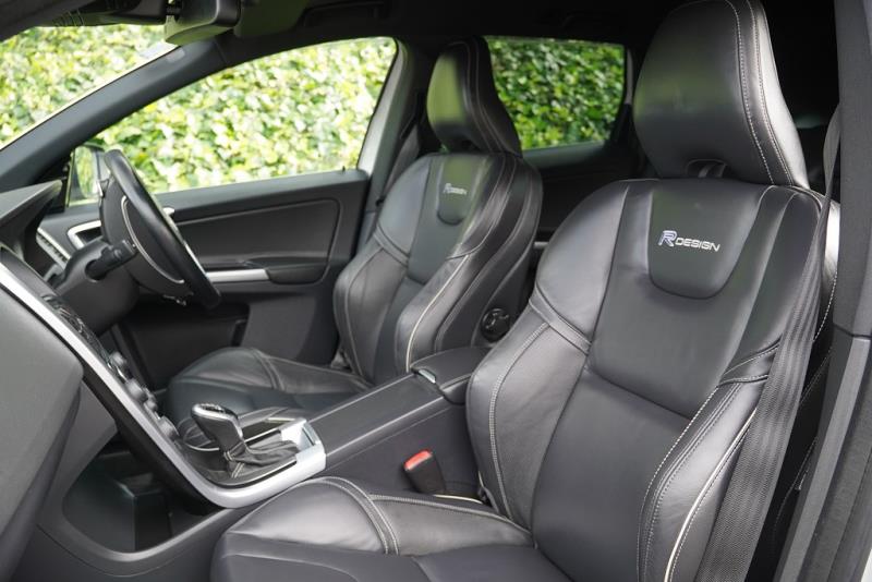 2015 Volvo XC60 T5 R-Design