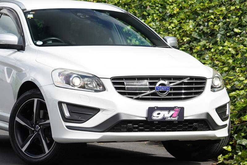 2015 Volvo XC60 T5 R-Design