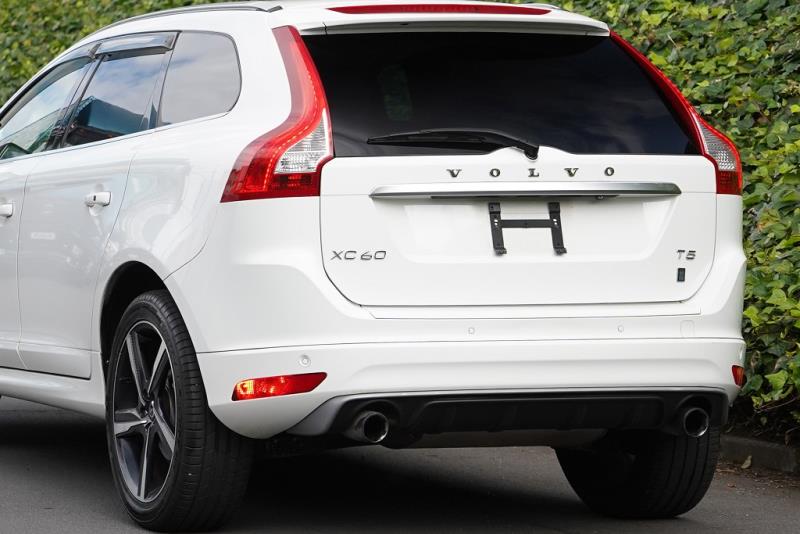 2015 Volvo XC60 T5 R-Design