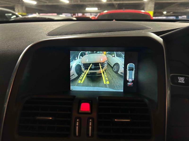 2015 Volvo XC60 T5 R-Design