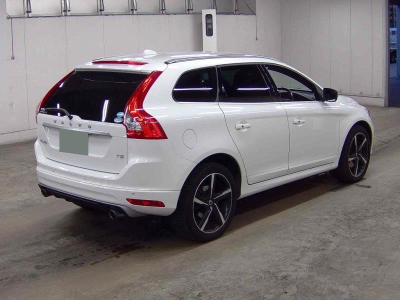 2015 Volvo XC60 T5 R-Design