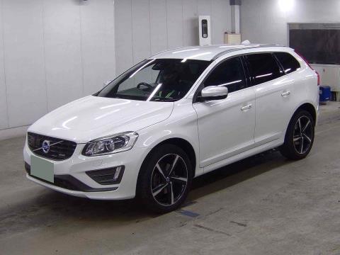 2015 Volvo XC60 T5 R-Design - Thumbnail