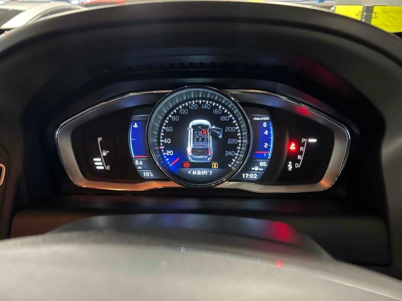 2015 Volvo XC60 T5 R-Design