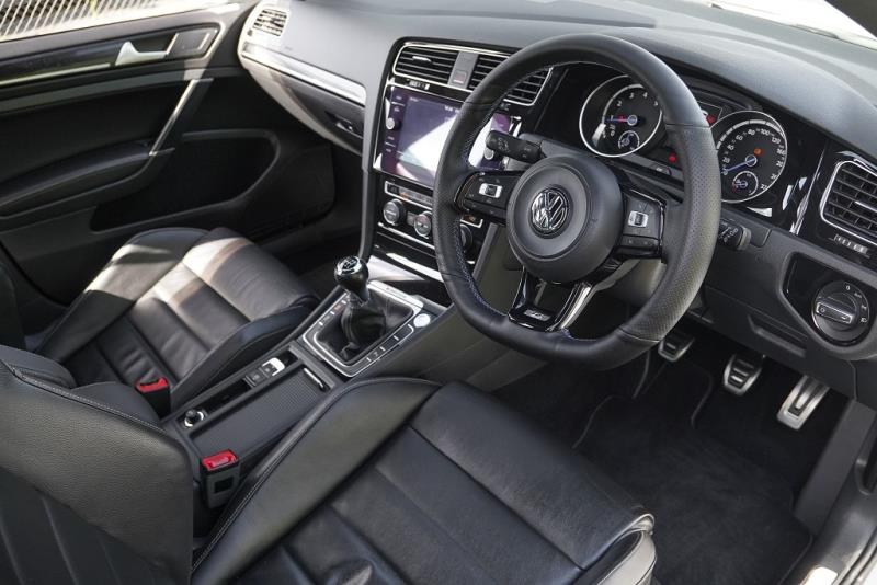 2016 Volkswagen Golf R 4Motion Mk7