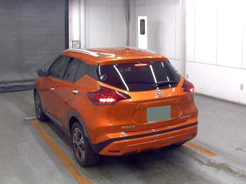 2021 Nissan Kicks e-Power X - Thumbnail