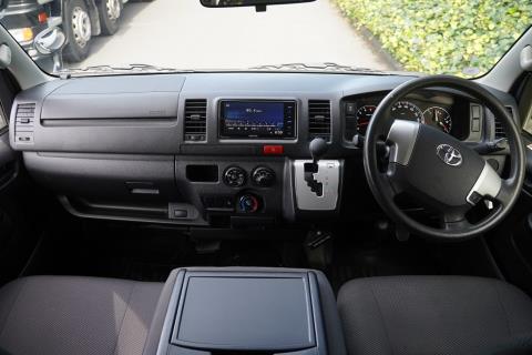 2019 Toyota Hiace GL 5 Door - Thumbnail