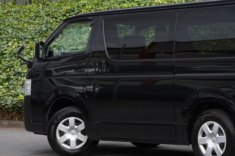 2020 Toyota Hiace GL 5 Door