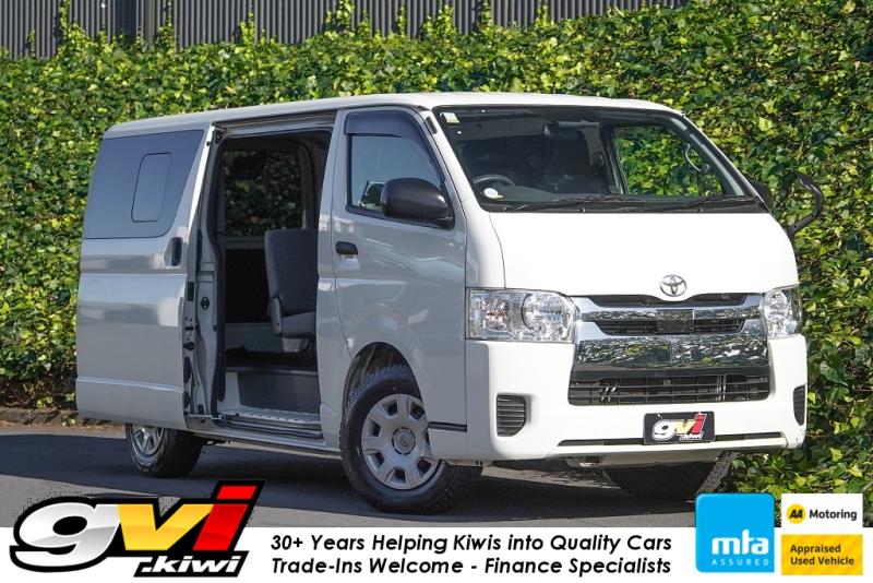 2018 Toyota Hiace GL 5 Door