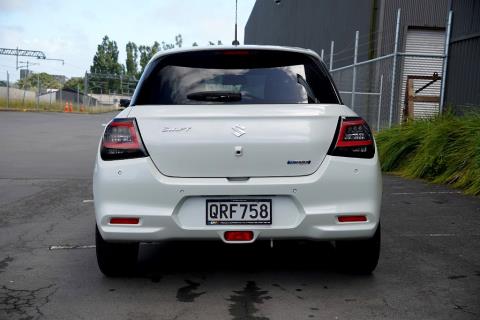 2024 Suzuki Swift RSC Hybrid - Thumbnail