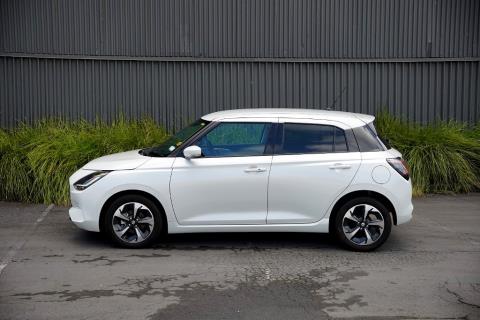2024 Suzuki Swift RSC Hybrid - Thumbnail