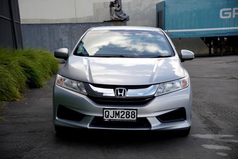 2015 Honda Grace / City