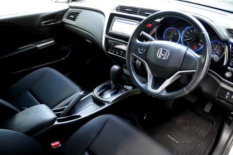 2015 Honda Grace / City - Thumbnail