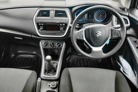 2015 Suzuki SX4 S Cross - Thumbnail