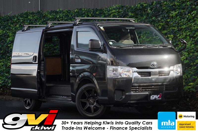 2021 Toyota Hiace GL 5 Door