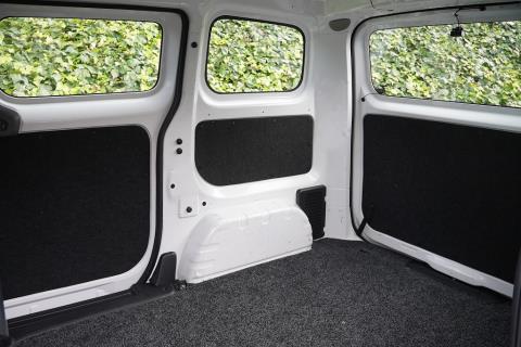 2020 Nissan NV200 / Vanette - Thumbnail