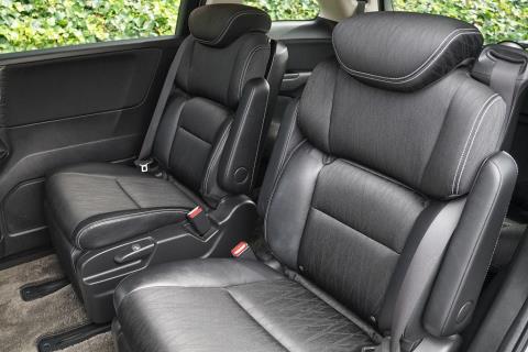 2017 Honda Odyssey Absolute - Thumbnail