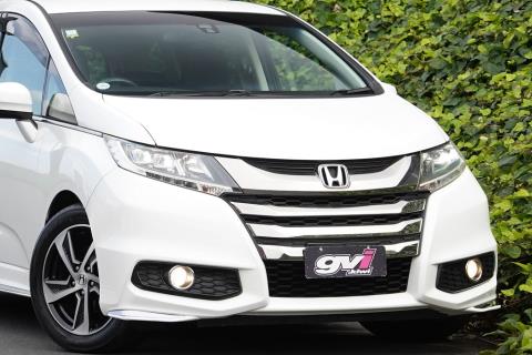 2017 Honda Odyssey Absolute - Thumbnail