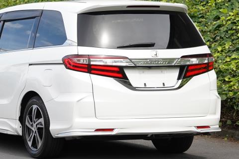 2017 Honda Odyssey Absolute - Thumbnail