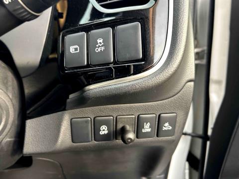 2017 Mitsubishi Outlander 24G 4WD - Thumbnail
