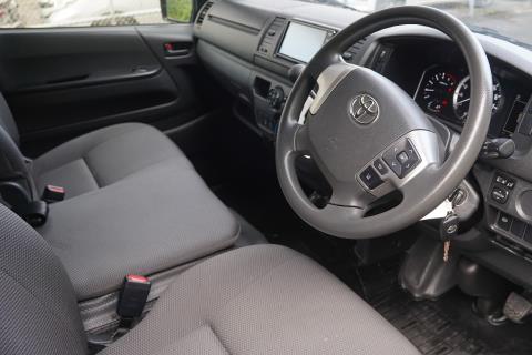 2020 Toyota Hiace GL 5 Door - Thumbnail