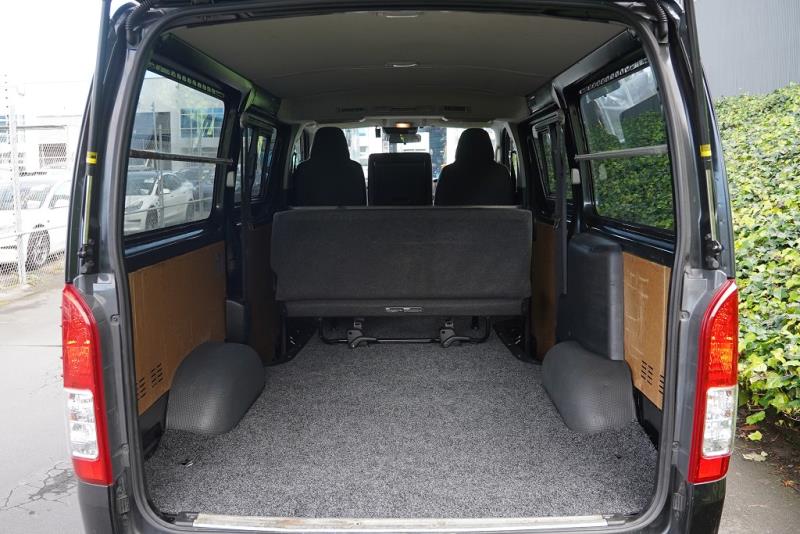 2020 Toyota Hiace GL 5 Door