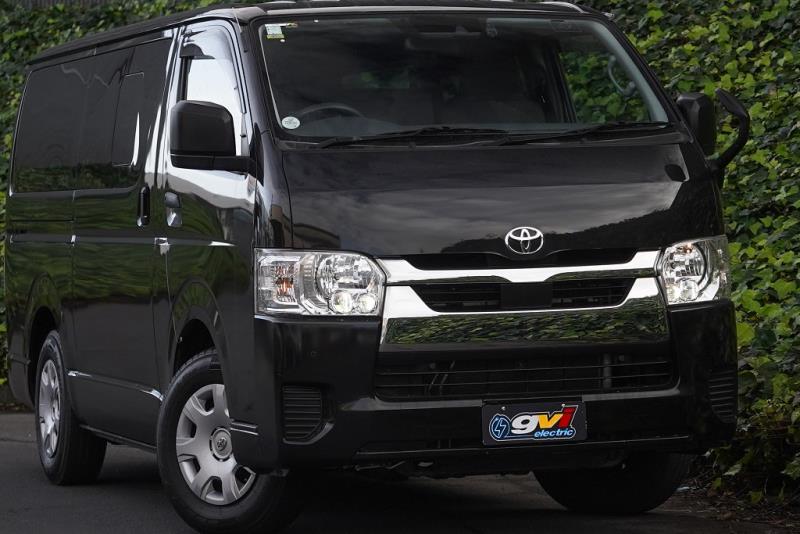 2020 Toyota Hiace GL 5 Door
