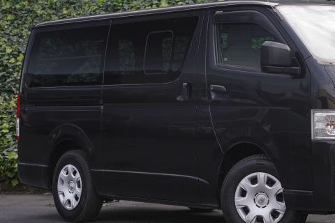 2020 Toyota Hiace GL 5 Door - Thumbnail