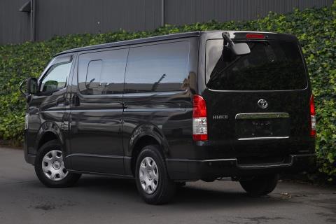 2020 Toyota Hiace GL 5 Door - Thumbnail