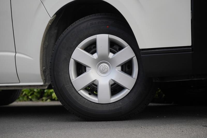 2020 Toyota Hiace ZL 5 Door