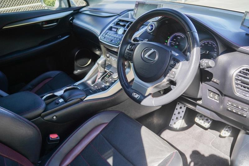 2015 Lexus NX 300h F Sport