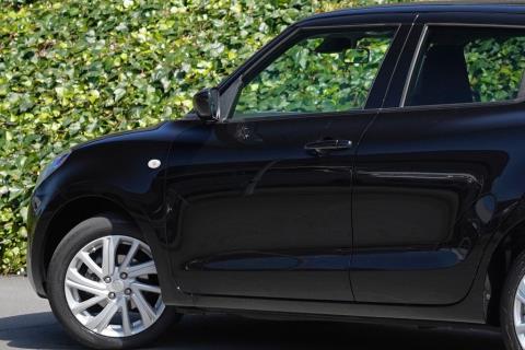 2021 Suzuki Swift Hybrid GLX - Thumbnail