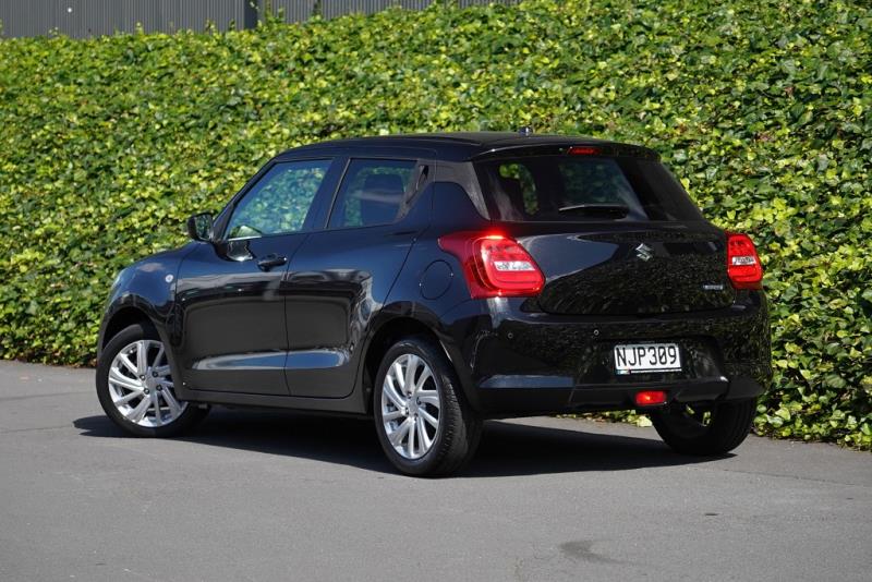 2021 Suzuki Swift Hybrid GLX