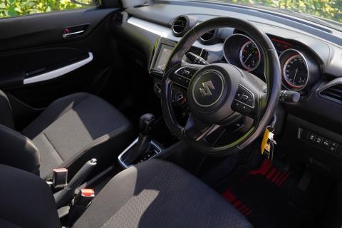 2021 Suzuki Swift Hybrid GLX - Thumbnail