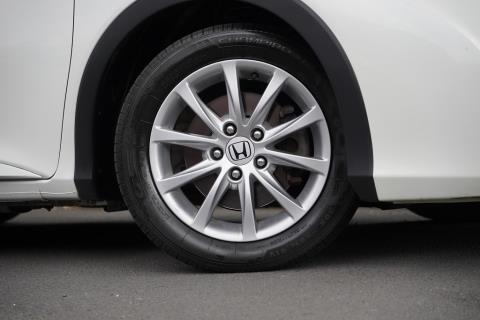 2015 Honda Civic Euro Hatchback - Thumbnail