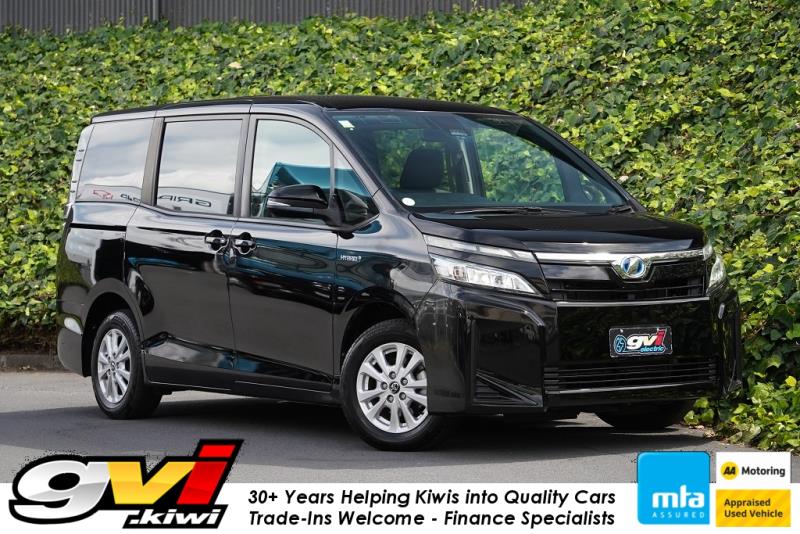 2017 Toyota Voxy Hybrid / Noah X