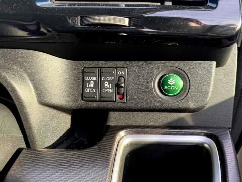 2021 Honda Step Wagon - Thumbnail