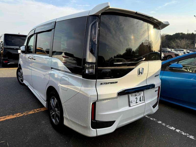 2021 Honda Step Wagon