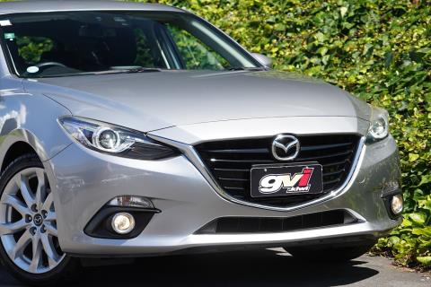 2016 Mazda Axela 20S / 3 Sport - Thumbnail