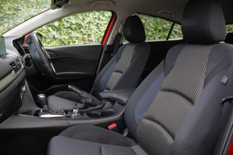 2016 Mazda Axela 20S / 3 Sport - Thumbnail