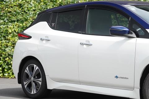 2018 Nissan Leaf 40X 84% SOH - Thumbnail