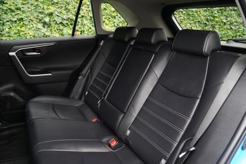 2020 Toyota RAV4 LTD Hybrid E-Four - Thumbnail