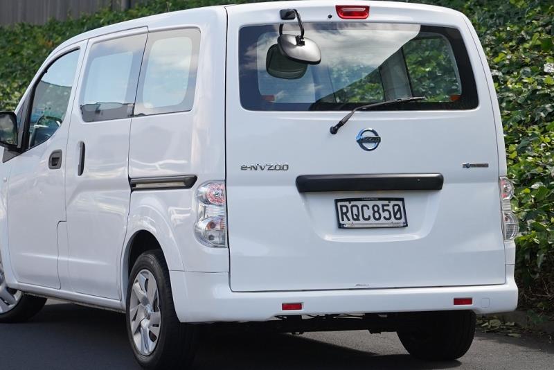 2016 Nissan e-NV200 5 Seater